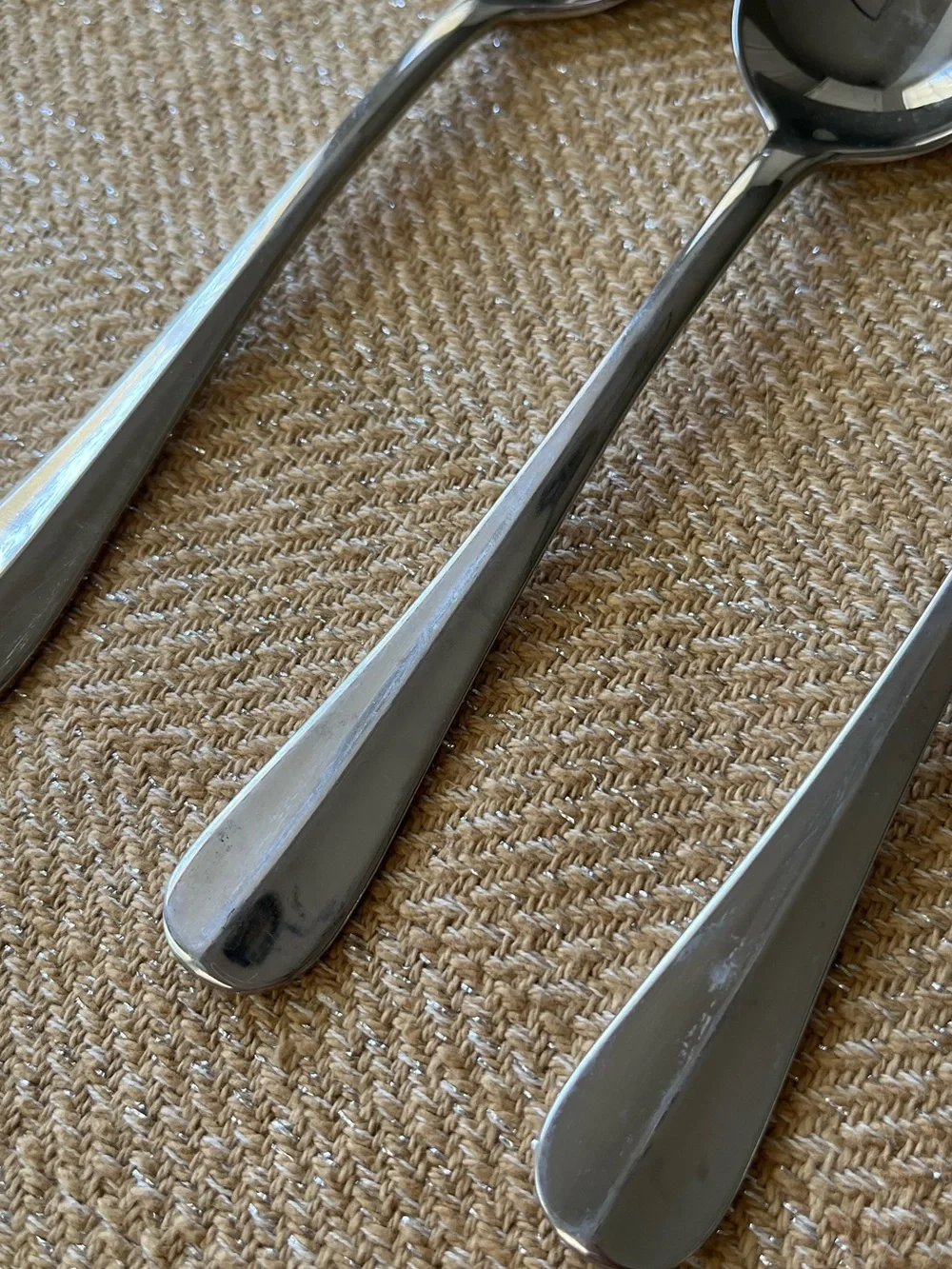 Hartford (Stainless) by ROBERTS & BELK Dinner Forks (2) and bonus butter knife